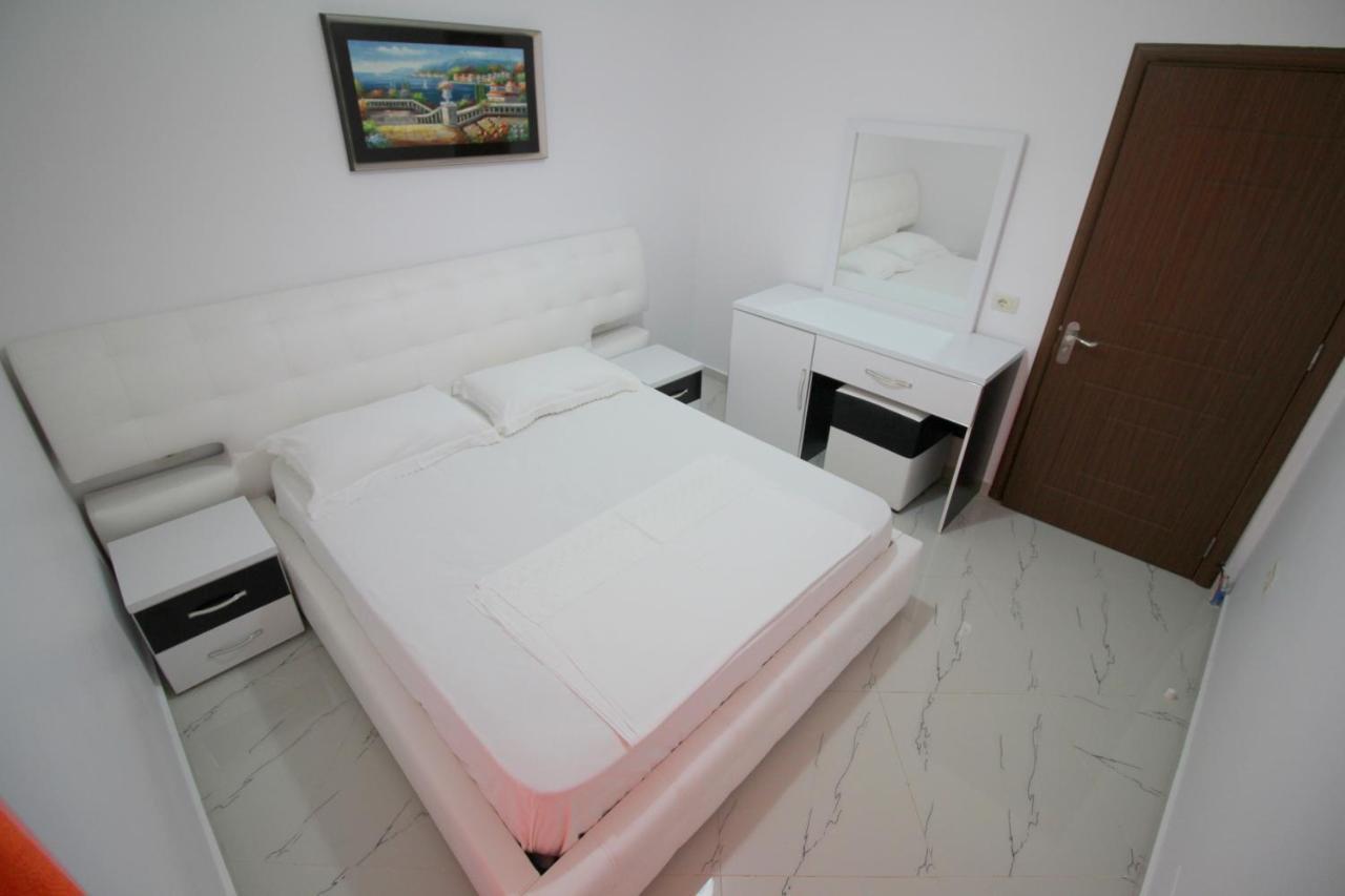 Klajdi Apartaments Saranda Kültér fotó