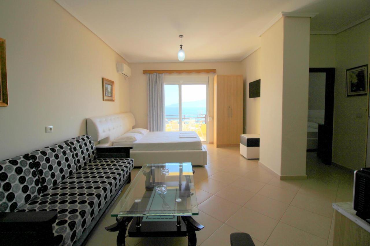Klajdi Apartaments Saranda Kültér fotó